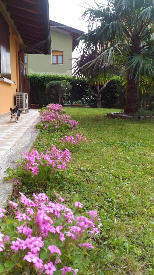 Nido Di Dafne Villa Provaglio d'Iseo Luaran gambar