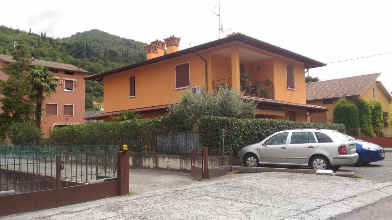 Nido Di Dafne Villa Provaglio d'Iseo Luaran gambar