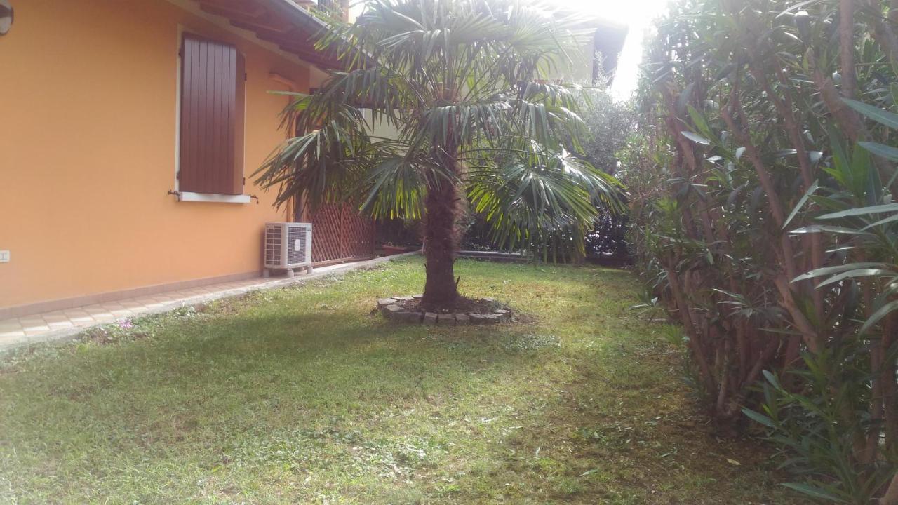 Nido Di Dafne Villa Provaglio d'Iseo Luaran gambar