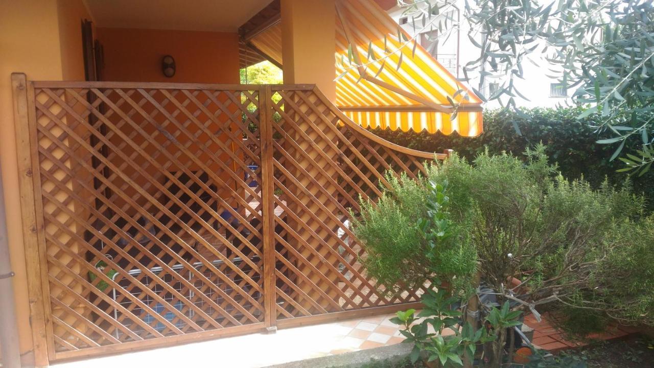 Nido Di Dafne Villa Provaglio d'Iseo Luaran gambar